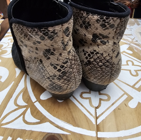 Booties - Picture 5 of 5